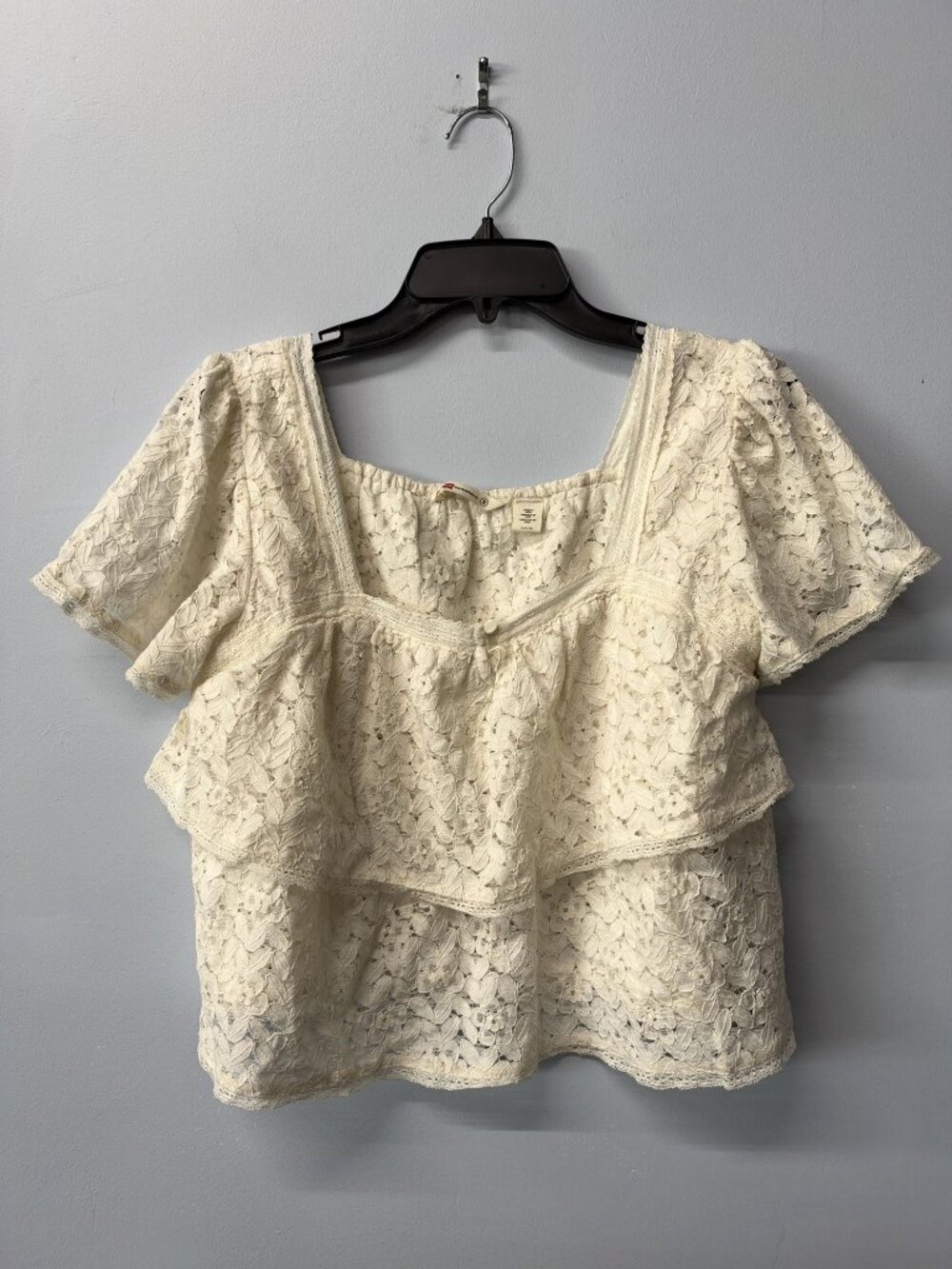 Levis Womens Off-White Lace Peplum Top Short Sleeve Size Small Square Neckline